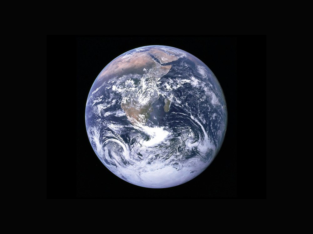 El planeta Tierra visto desde el espacio